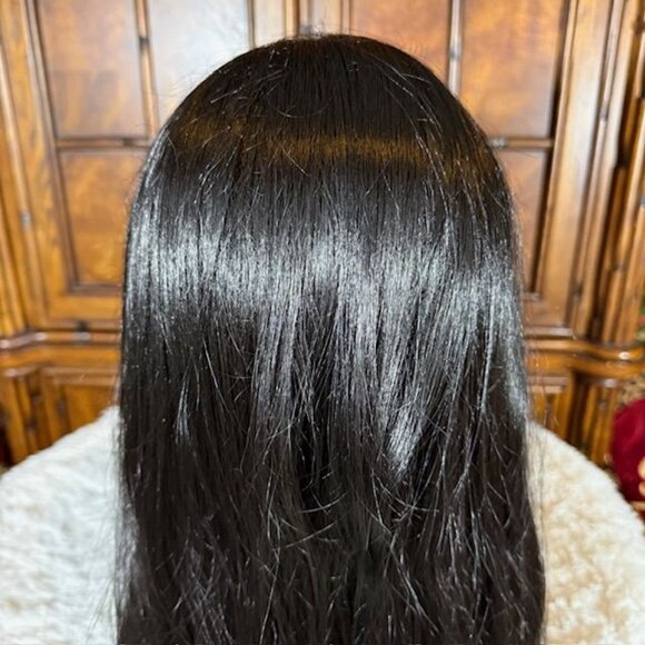 Freetress Equal 25" Susan Lace Front Shake-N-Go Color 1B Synthetic Wig - Picture 11 of 16